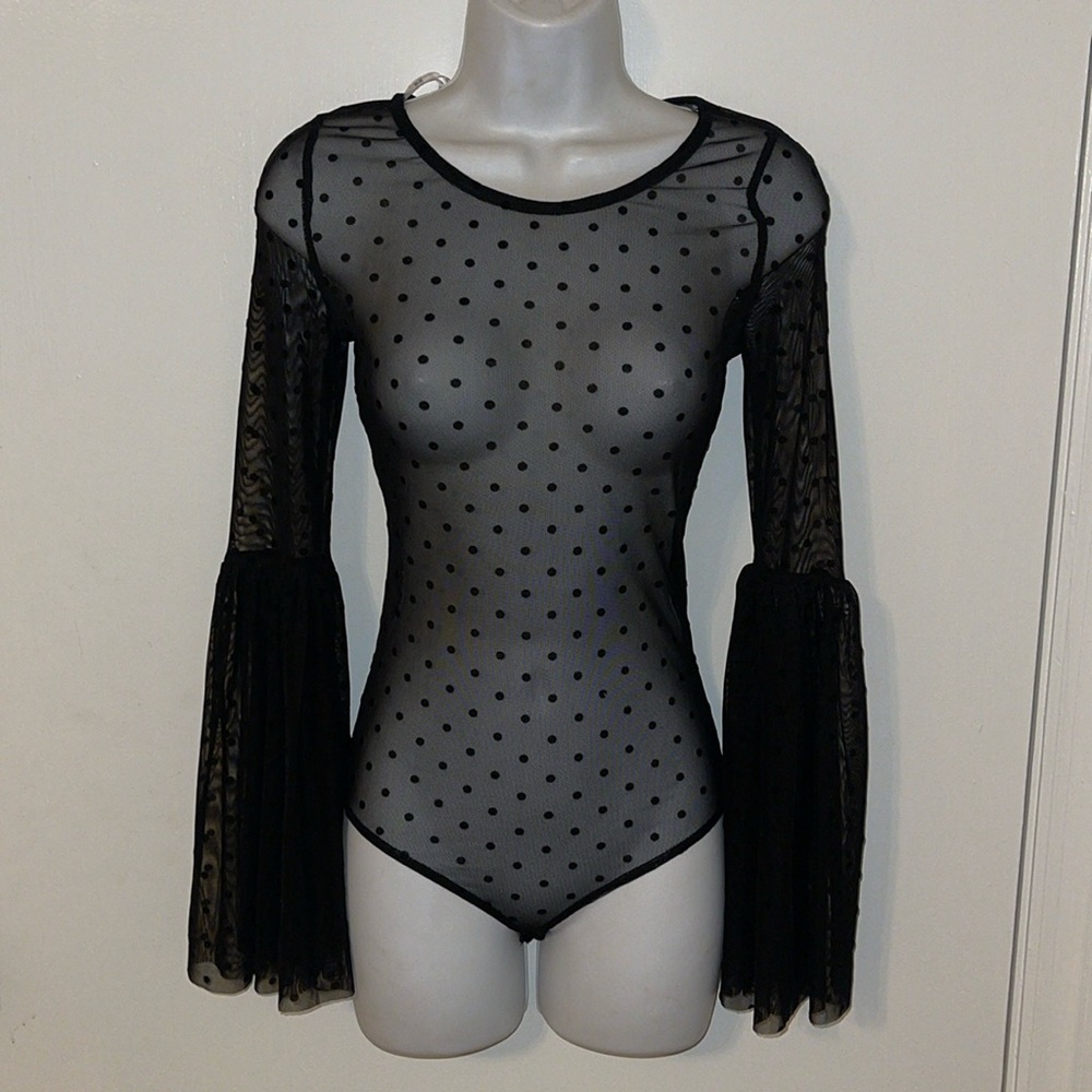 Mesh onesie flared sleeves